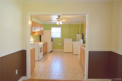 320 Winchester Dr, Hampton, VA 23666 photo 9