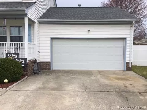 10 Poulas Ct, Hampton, VA 23669 photo 2