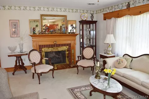 4288 Cedar Bush Rd, Hayes, VA 23072 photo 10