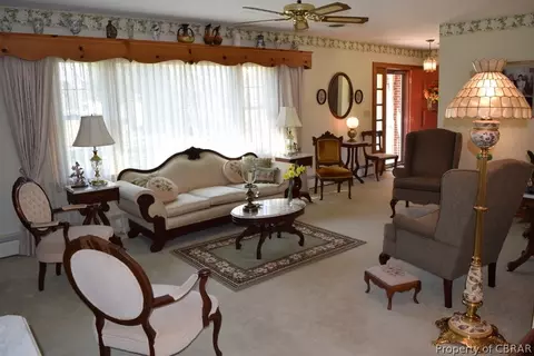 4288 Cedar Bush Rd, Hayes, VA 23072 photo 8