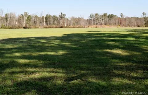 4288 Cedar Bush Rd, Hayes, VA 23072 photo 4