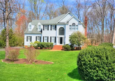 13612 Riverton Dr, Midlothian, VA 23113 photo 1