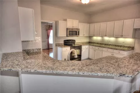 13612 Riverton Dr, Midlothian, VA 23113 photo 8