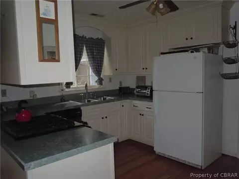 5347 Merganser Cir, Gloucester, VA 23061 photo 3