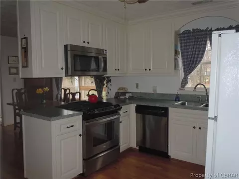 5347 Merganser Cir, Gloucester, VA 23061 photo 4