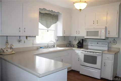13809 Barnes Spring Rd, Midlothian, VA 23112 photo 10