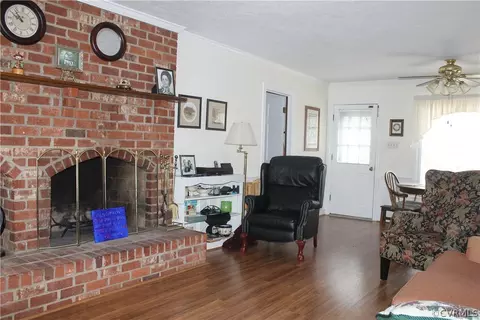 13809 Barnes Spring Rd, Midlothian, VA 23112 photo 7