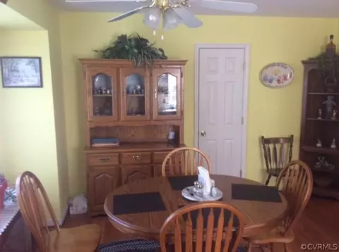 1637 Buckner Rd, Bumpass, VA 23024 photo 4