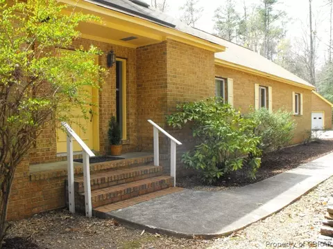 4706 Chestnut Fork Rd, Gloucester, VA 23061 photo 1
