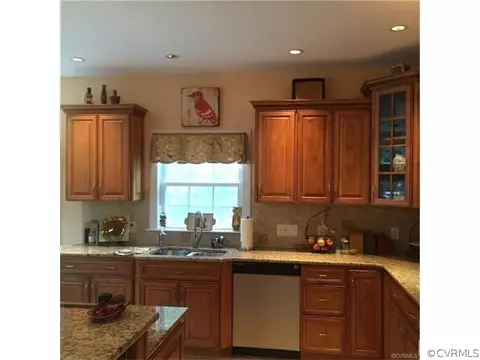 2505 Miry Run Rd, Sutherland, VA 23885 photo 3
