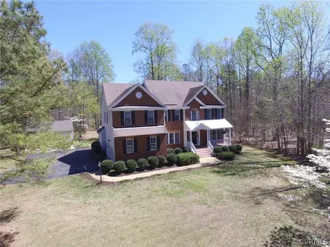 12282 Eagles Point Ln, Ashland, VA 23005 photo 3