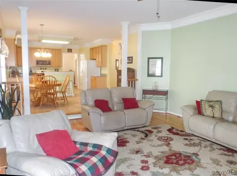 12282 Eagles Point Ln, Ashland, VA 23005 photo 9
