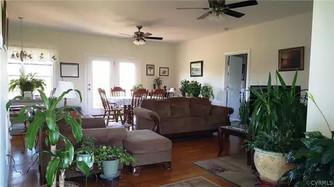 20680 River Rd, Sutherland, VA 23885 photo 6