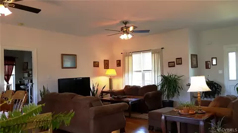 20680 River Rd, Sutherland, VA 23885 photo 4