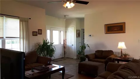 20680 River Rd, Sutherland, VA 23885 photo 3