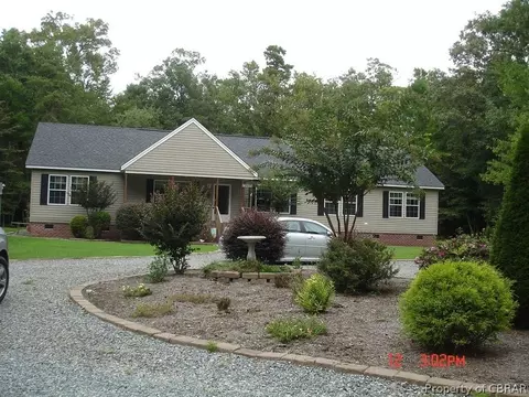 4613 New Landing Rd, Gloucester, VA 23061 photo 1
