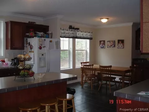 4613 New Landing Rd, Gloucester, VA 23061 photo 4