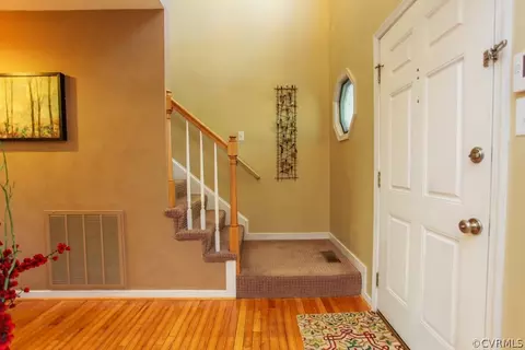 6331 Harbourside Dr, Midlothian, VA 23112 photo 2