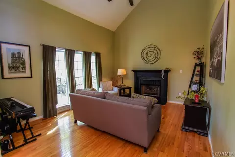 6331 Harbourside Dr, Midlothian, VA 23112 photo 9