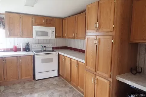 14100 Glebe Rd, Dewitt, VA 23840 photo 3