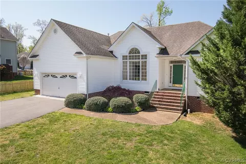 6548 St Cecelia Dr, Midlothian, VA 23112 photo 2