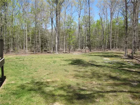 12614 Cox Rd, Church Road, VA 23833 photo 10