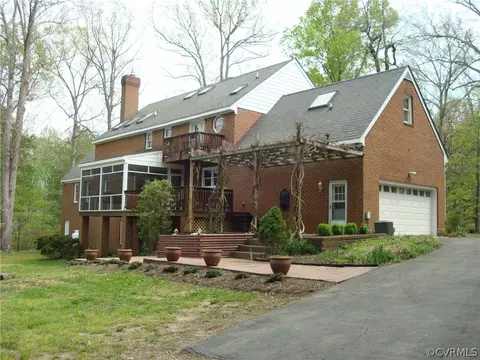19700 Ahern Rd, Moseley, VA 23120 photo 3