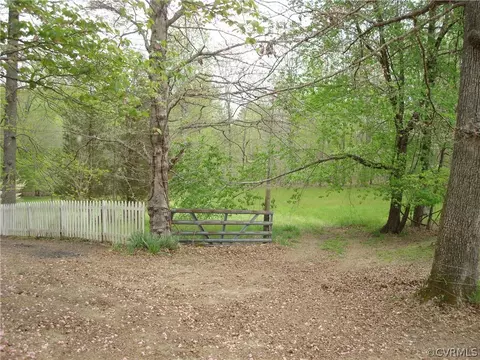 19700 Ahern Rd, Moseley, VA 23120 photo 9