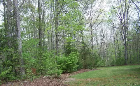 2383 Sizer Rd, Beaverdam, VA 23015 photo 4