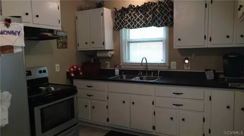 2383 Sizer Rd, Beaverdam, VA 23015 photo 7