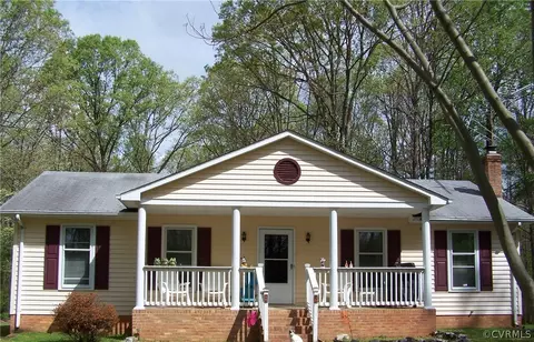 2383 Sizer Rd, Beaverdam, VA 23015 photo 1