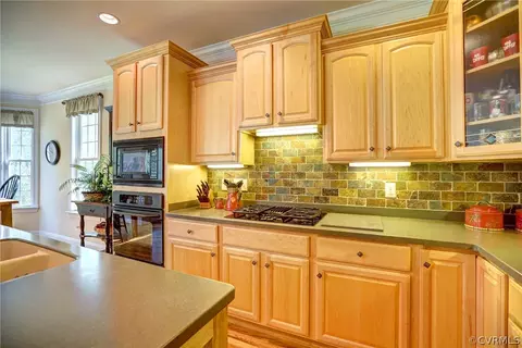 2809 Timber Trail Dr, Sandy Hook, VA 23153 photo 9