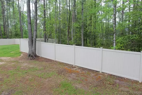 8386 Patrick Henry Way, Gloucester, VA 23061 photo 18