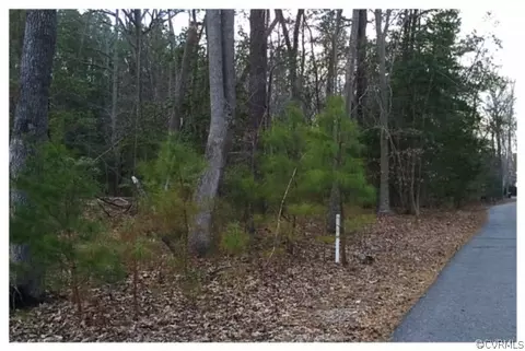 116 Lynette Dr, Williamsburg, VA 23188 photo 4