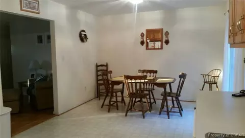 4350 Valley Front Ln, Gloucester, VA 23061 photo 6
