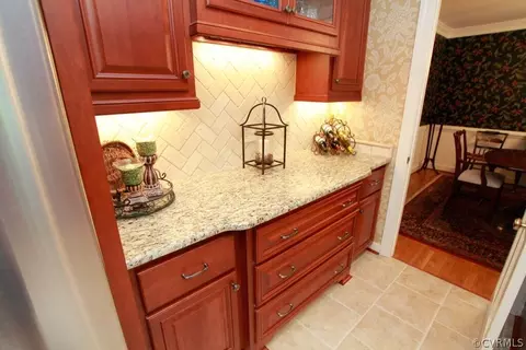 2321 Corner Rock Rd, Midlothian, VA 23113 photo 9