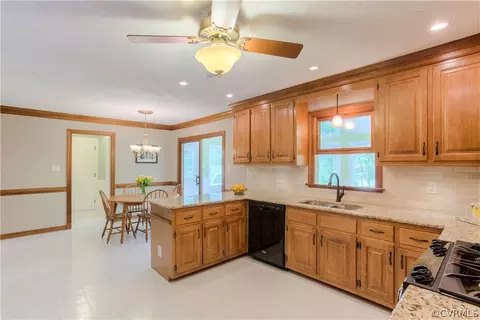 1506 Darrell Ter, Midlothian, VA 23114 photo 14