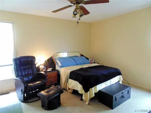 423 3rd St, West Point, VA 23181 photo 11