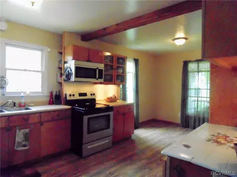 423 3rd St, West Point, VA 23181 photo 7