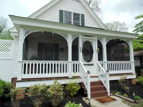 423 3rd St, West Point, VA 23181 photo 2