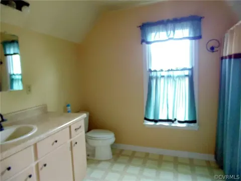 423 3rd St, West Point, VA 23181 photo 12