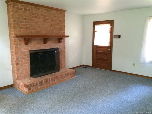 1498 Riverview St, Gloucester Point, VA 23062 photo 13