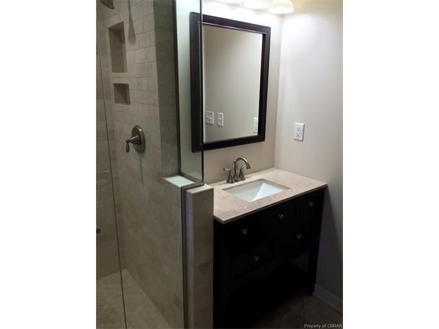 1498 Riverview St, Gloucester Point, VA 23062 photo 6
