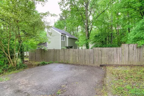 3100 Speeks Dr, Midlothian, VA 23112 photo 25
