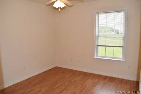 118 Edwards Ct, Mathews, VA 23109 photo 16