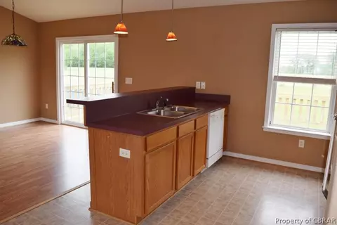118 Edwards Ct, Mathews, VA 23109 photo 9