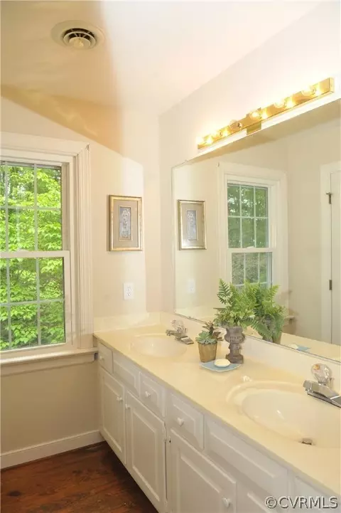 10960 Pegwell Dr, Midlothian, VA 23113 photo 18
