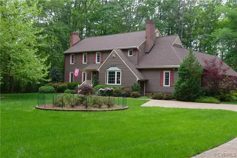 10960 Pegwell Dr, Midlothian, VA 23113 photo 2