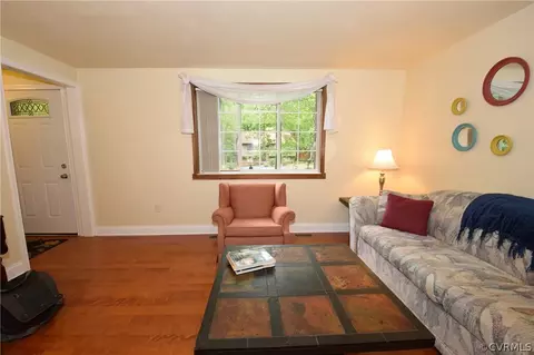 13215 Gate Post Ct, Midlothian, VA 23112 photo 5