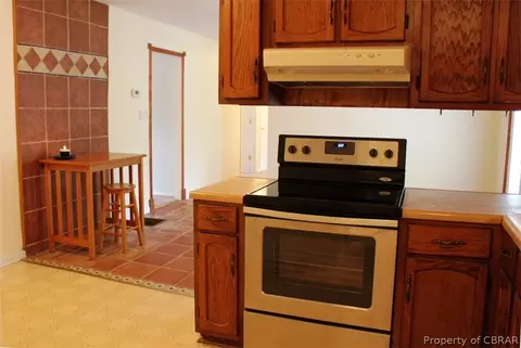 3306 Pine Grove Rd, Gloucester, VA 23061 photo 8